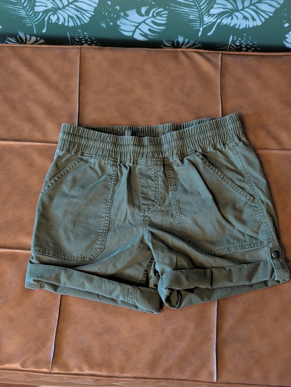 Carhartt Women's Olive Green Roll-Cuff Utility Shorts